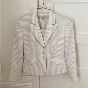 2 piece business suit (blazer & skirt)